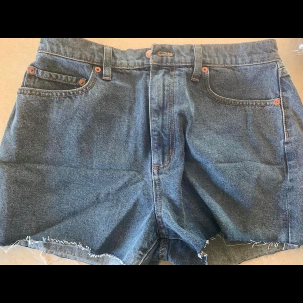 VS highwaisted cut off shorts NWT